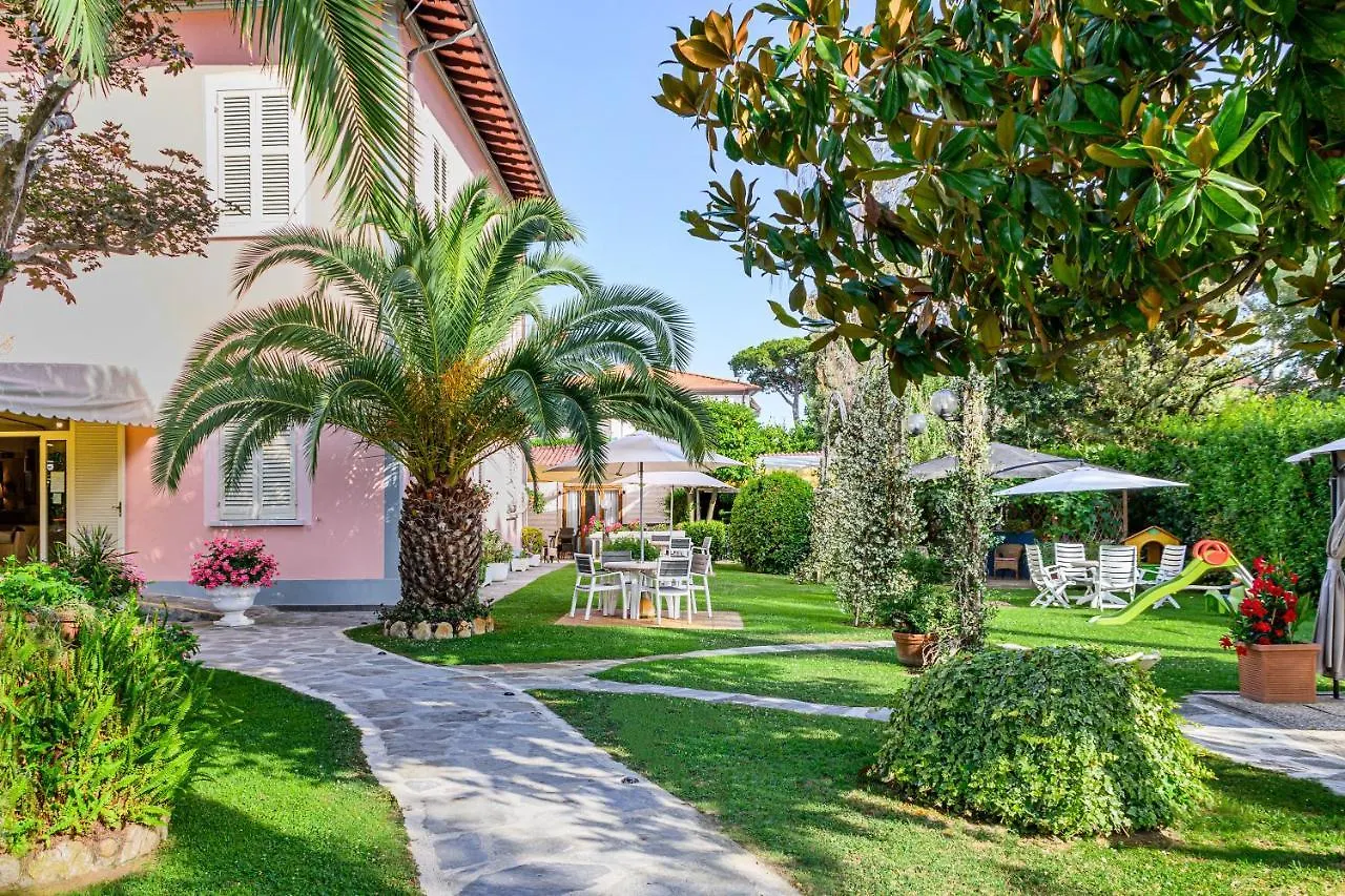 Hotel Ambra Forte dei Marmi Italy