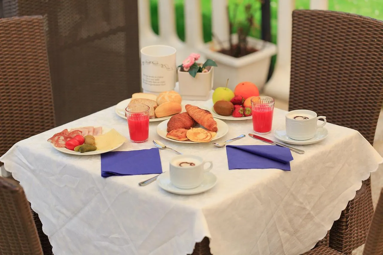 **  Hotel Ambra Forte dei Marmi Italy